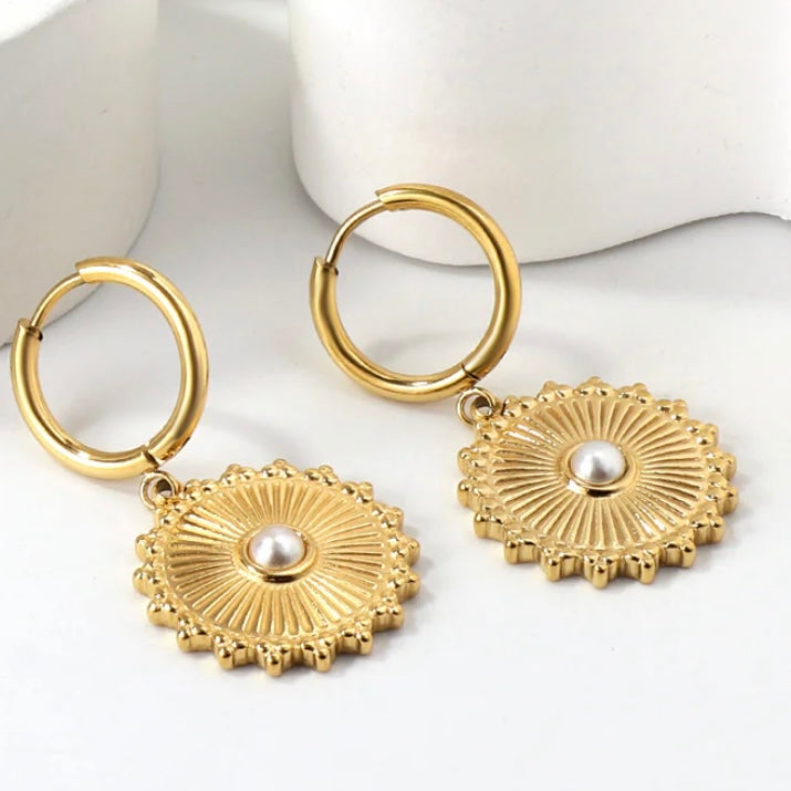 Datenight Sunburst earring