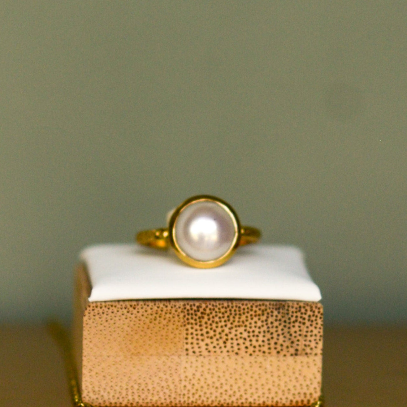 The Pearl Ring