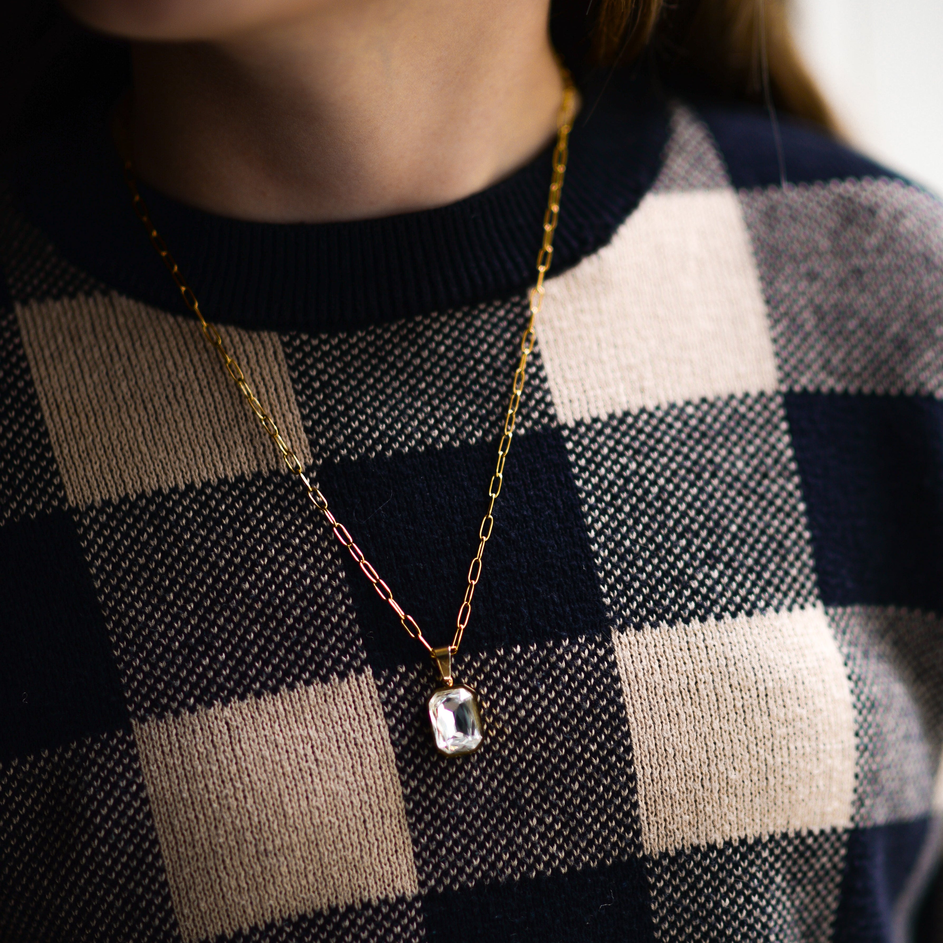 Radiant Necklace in White